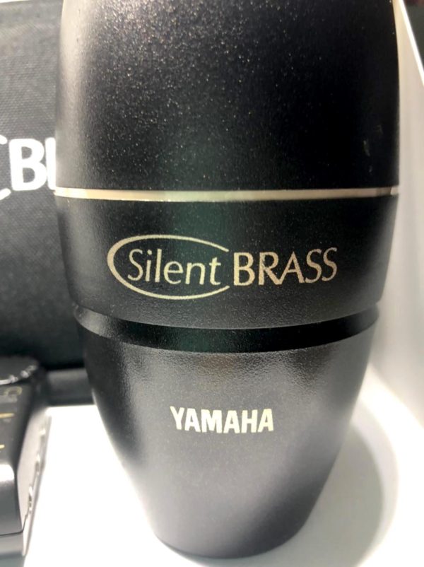 Silent Brass Yamaha e personal studio para trompete - Image 3